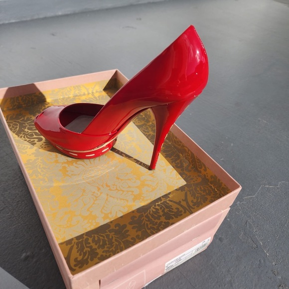 Miu Miu Red Patent Leather Open Toe Pumps Heels 👠 - Picture 7 of 10